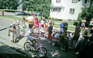 RosieRiveterStartingParade4jul85